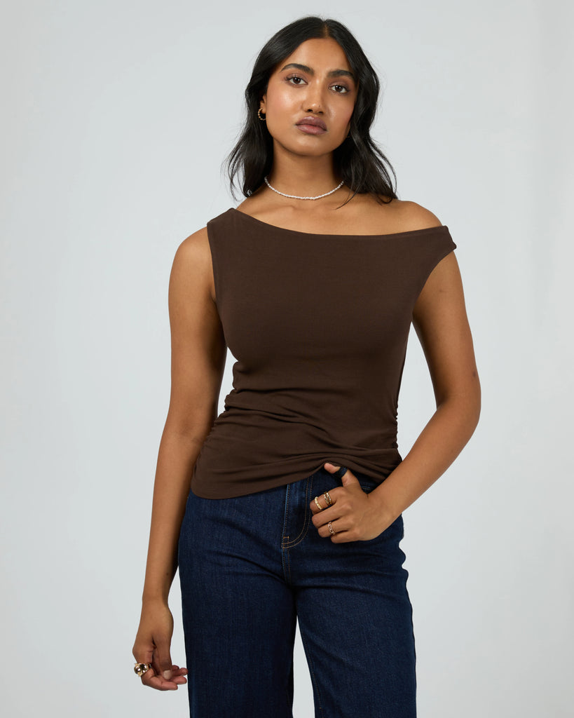 ALL ABOUT EVE - KYLIE OFF THE SHOULDER TOP
