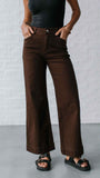 COUNTRY DENIM - STRETCH SLIGHT STRAIGHT LEG JEAN
