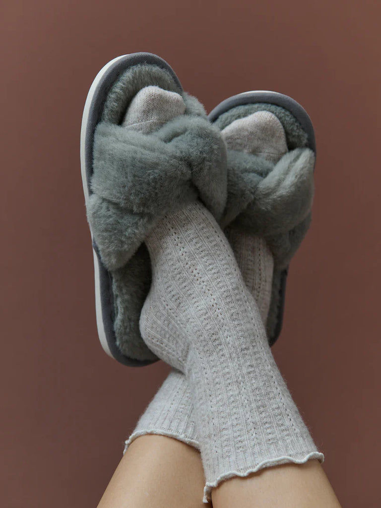 ANGELS WHISPER - HOMMY FRILL WOOL CREW SOCKS