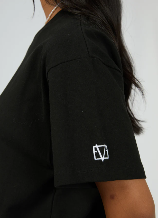 ALL ABOUT EVE - BASIC MONOGRAM TEE