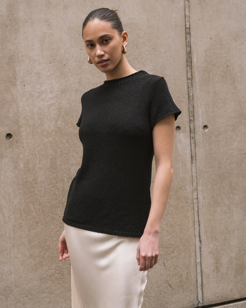 WHITE CLOSET - KNITWEAR