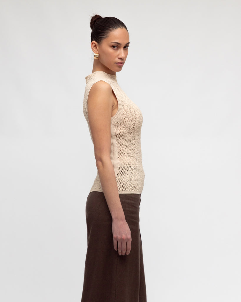 WHITE CLOSET - SHEER KNIT TOP