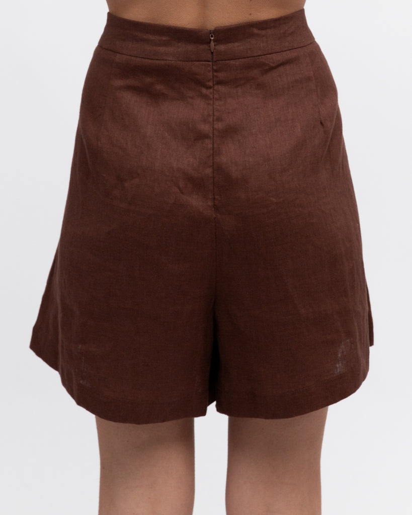 WHITE CLOSET - SHORTS