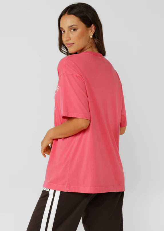 LORNA JANE - ICONICALLY LORNA WASHED BOYFRIEND T-SHIRT