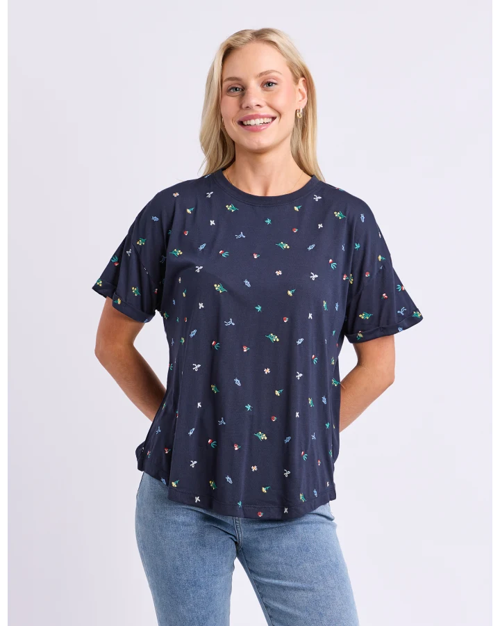ELM - FESTIVE MARKET TEE