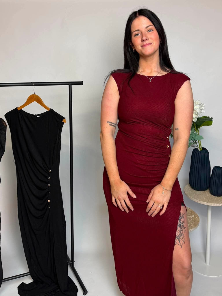 STYLE STATE - FRONT RUCHED GOLD DETAIL TEXTURED JERSEY DRESS
