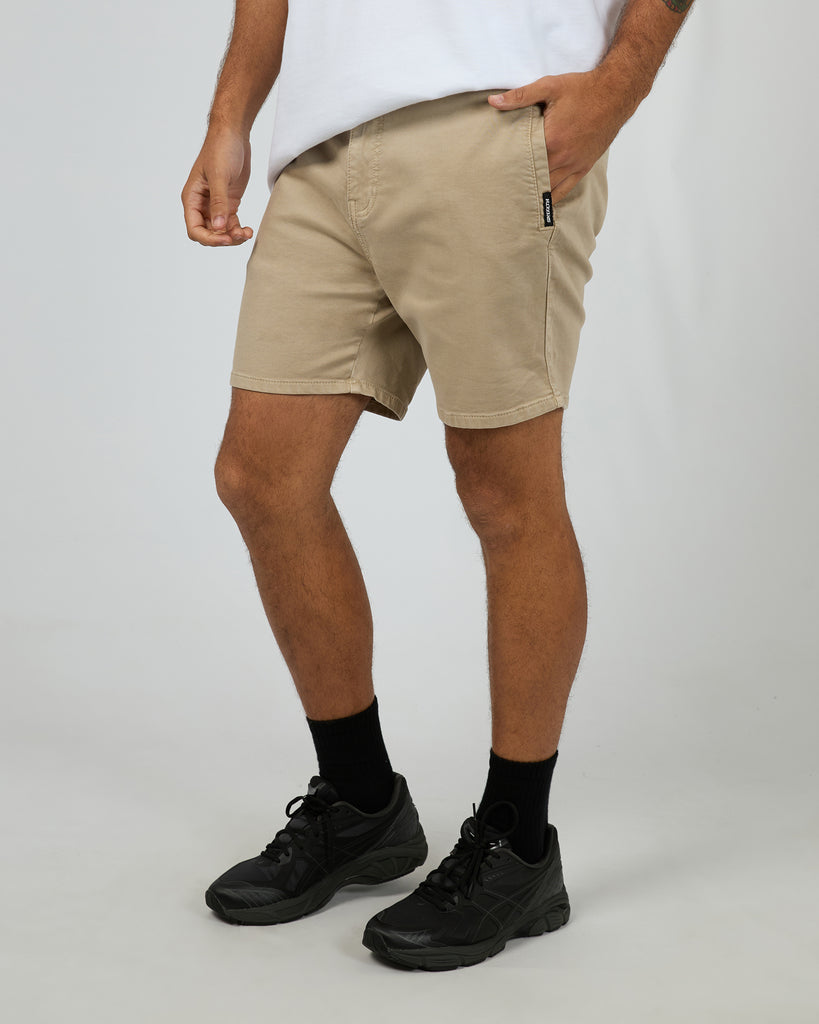 SAINT GOLIATH - CONSTRUCTED FAIRHAVEN SHORT