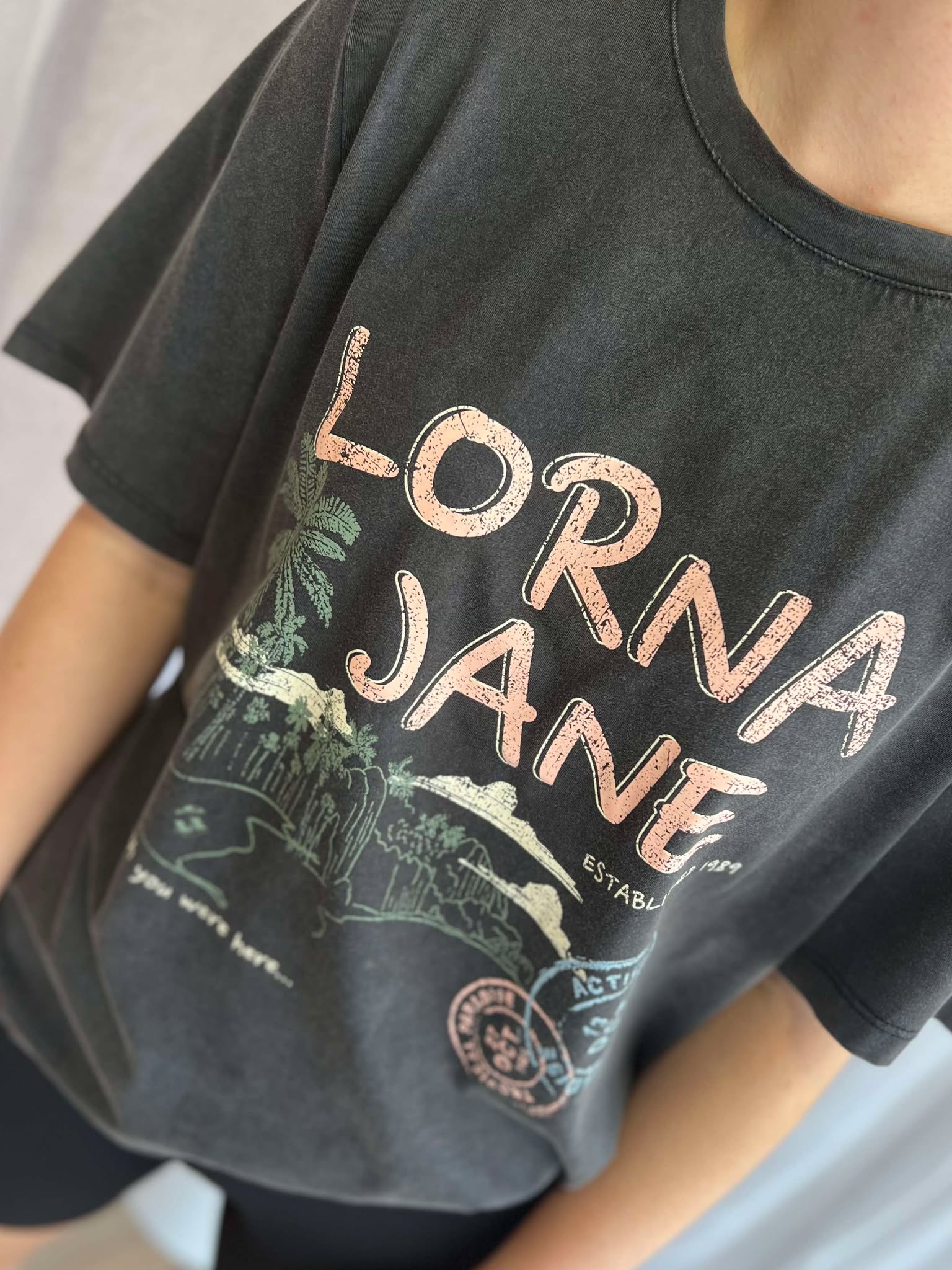 LORNA JANE - WISH YOU WERE HERE RELAXED TEE