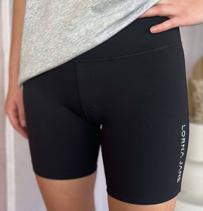 LORNA JANE - LOTUS BIKE SHORT 16CM