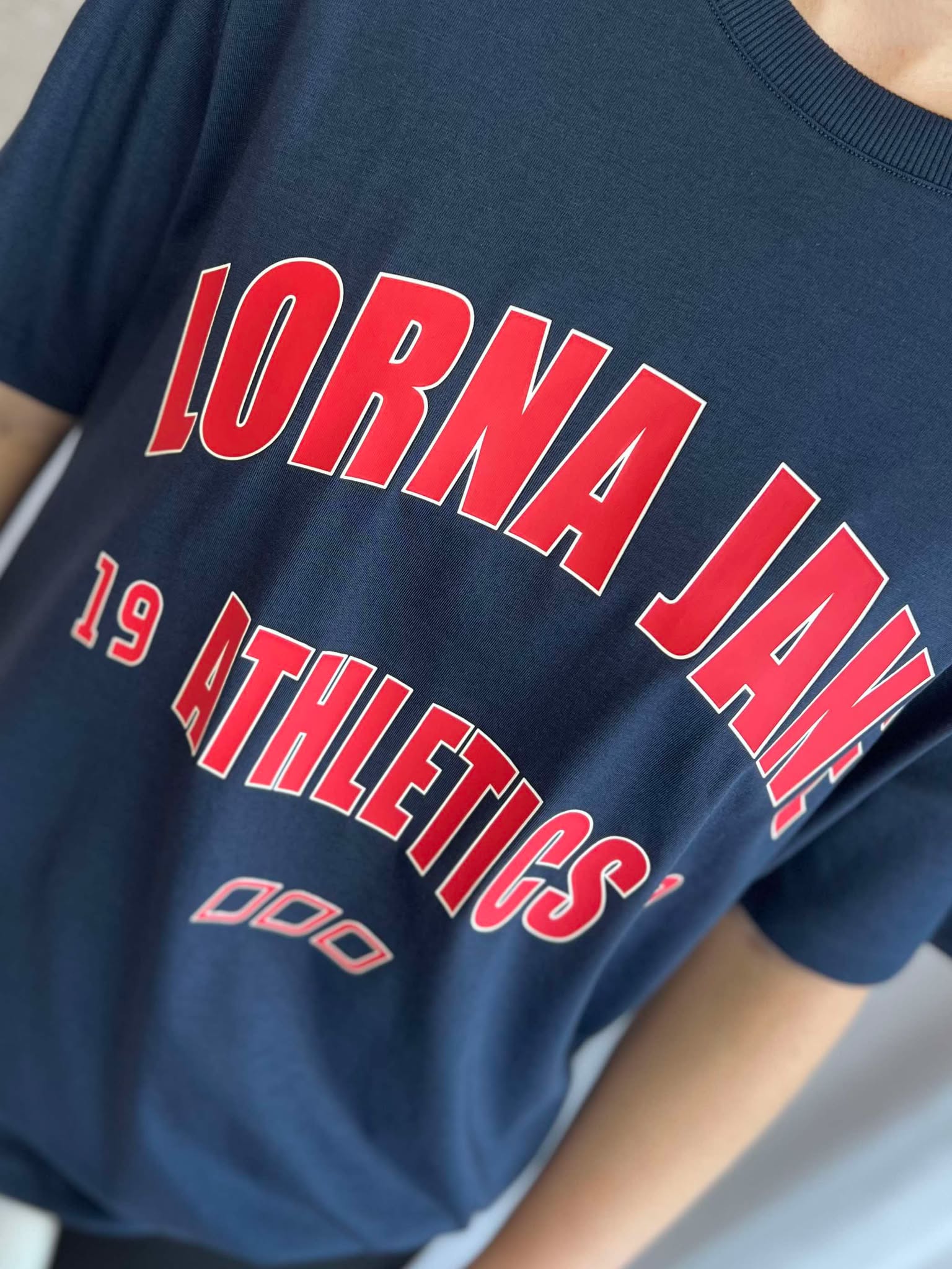 LORNA JANE - LORNA ATHLETICS RELAXED TEE