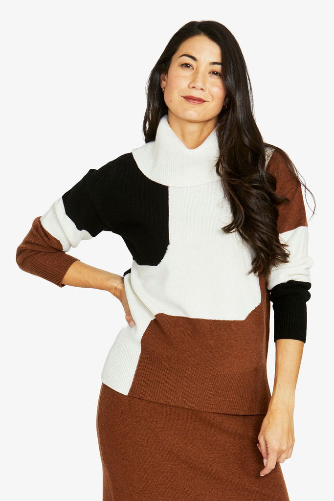 JUMP - CURVE SPLICE PULLOVER