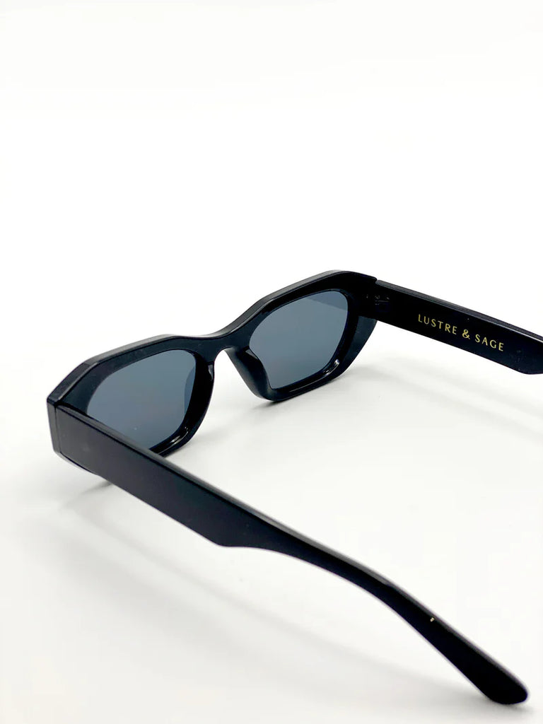 LUSTRE & SAGE - LAILA SQUARE FRAME SUNGLASSES