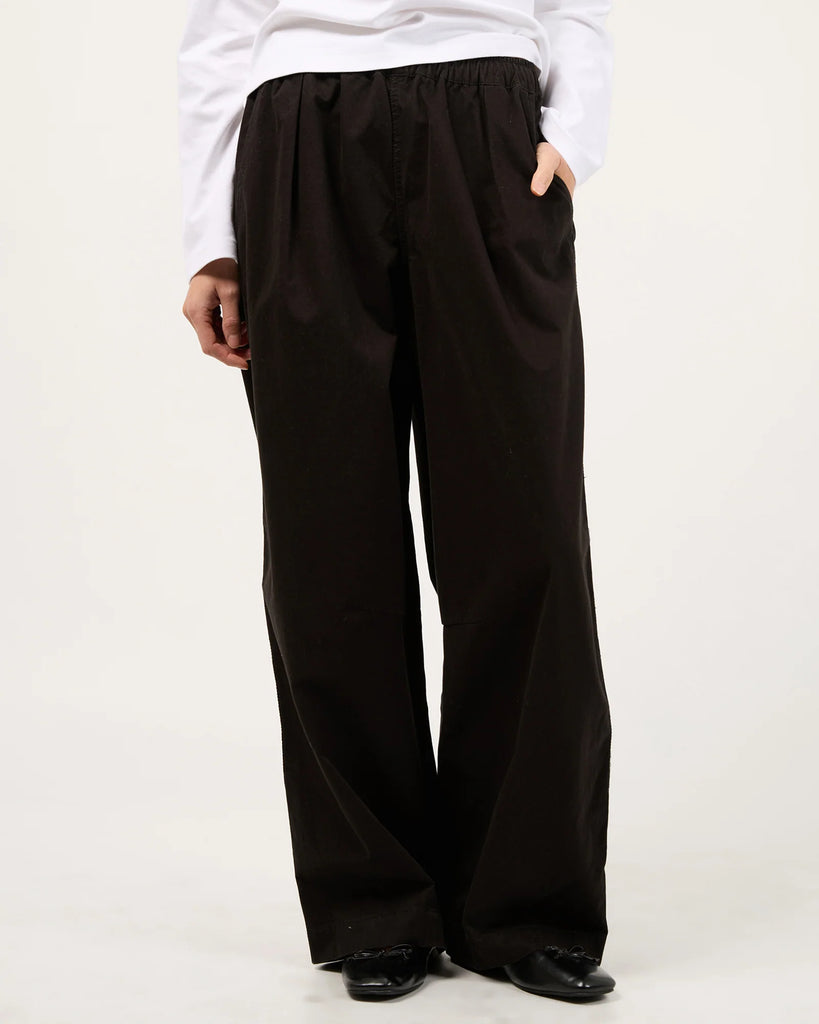 ALL ABOUT EVE - MARGO BARREL PANT