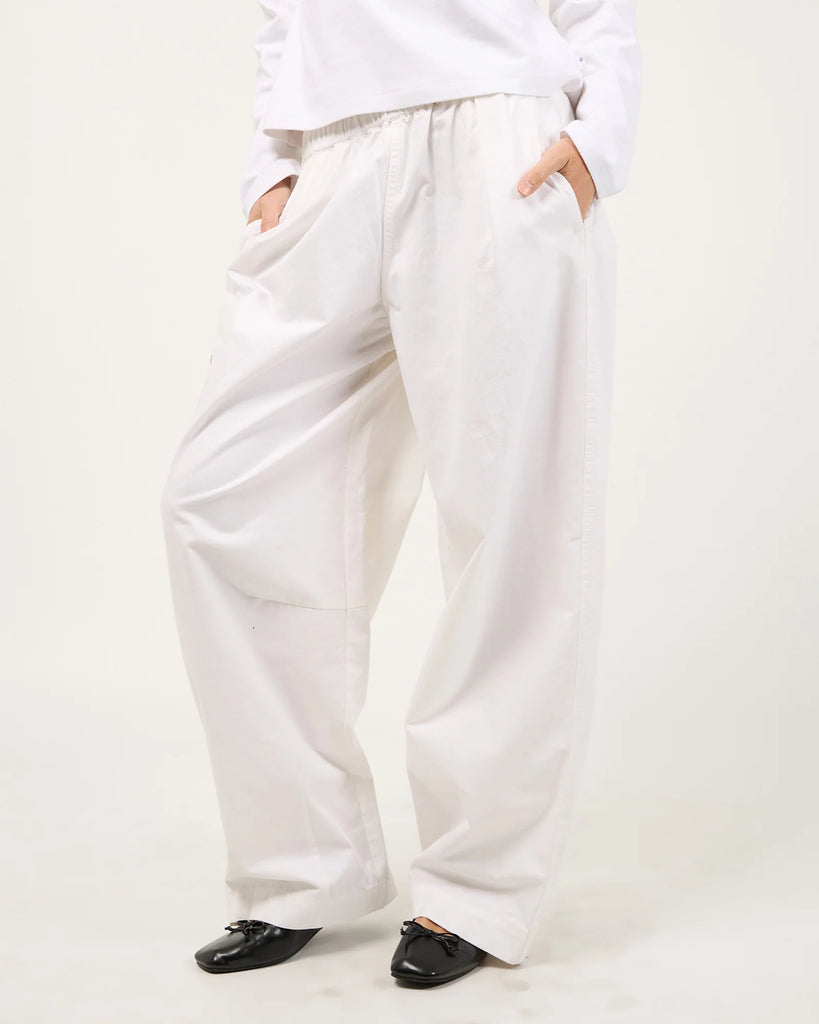 ALL ABOUT EVE - MARGO BARREL PANT
