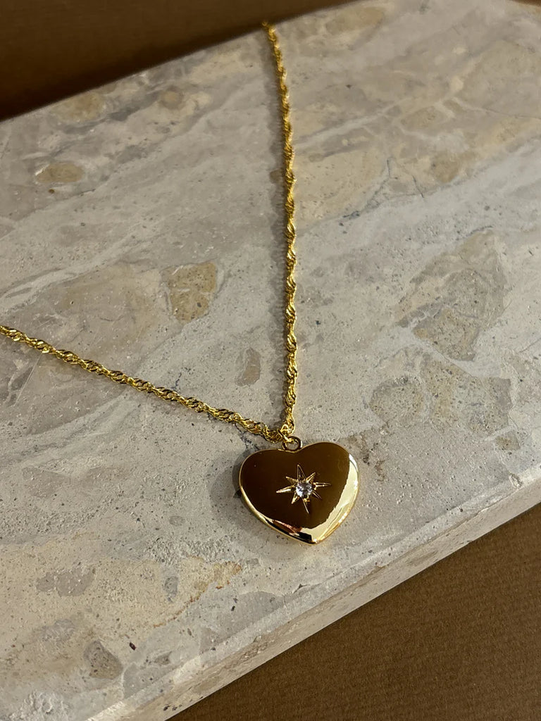LUSTRE & SAGE - MELODY HEART 18K GOLD PLATED NECKLACE
