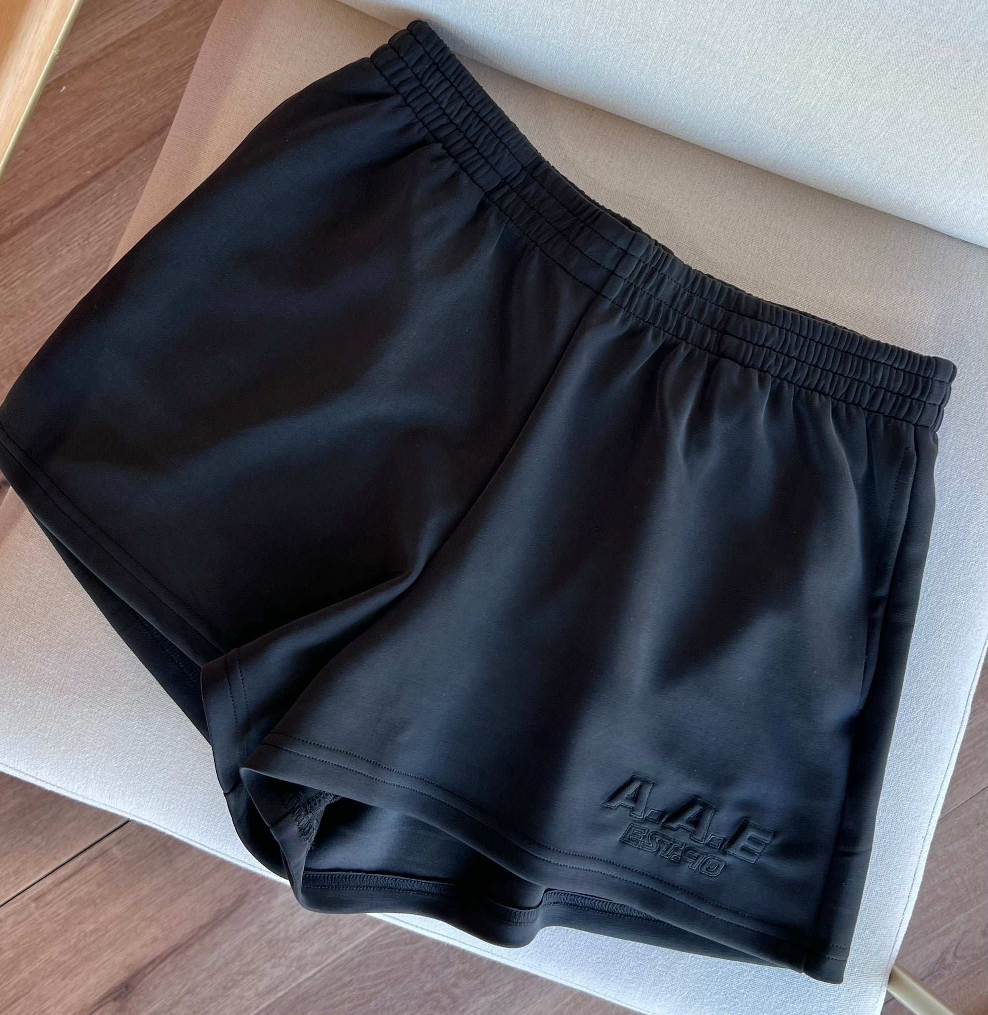 ALL ABOUT EVE - LUXE ACTIVE TRACK SHORT