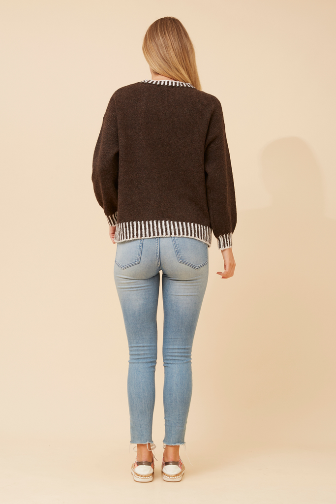 CKM - CONTRAST TRIM DETAIL PULLOVER