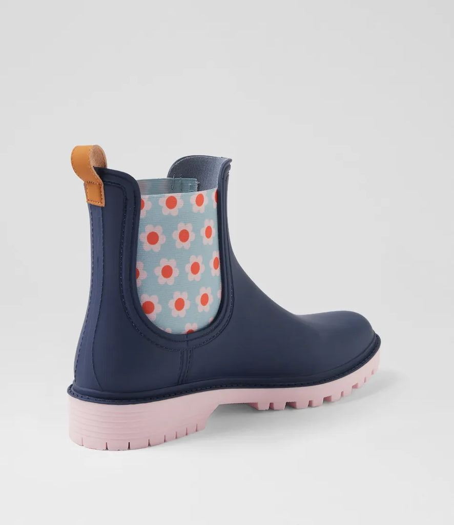 DIANA FERRARI - LAURINA2