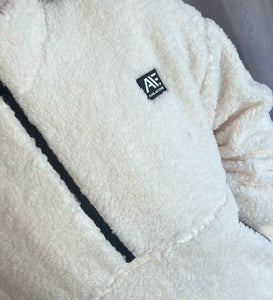 ALL ABOUT EVE - AMARA 1/4 ZIP TEDDY