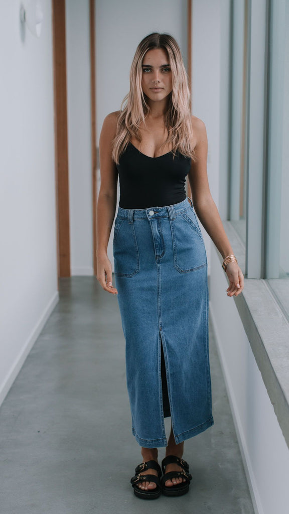COUNTRY DENIM - SPLIT FRONT DENIM SKIRT