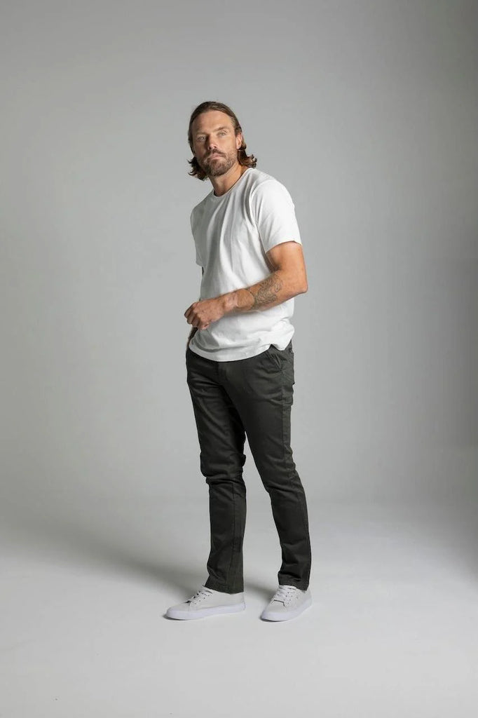 BLACKWOOD - SLIM CHINO PANT