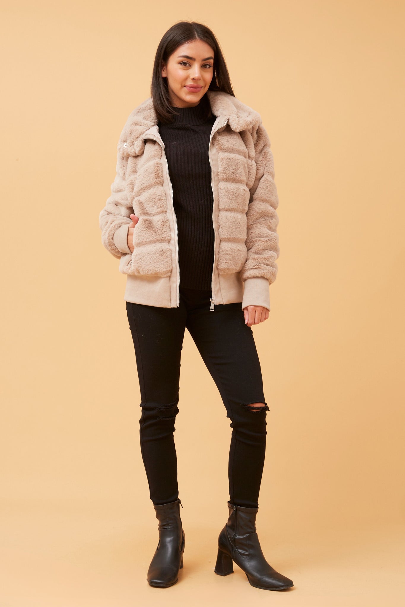 CKM - LONG SLEEVE BOMBER FUR JACKET