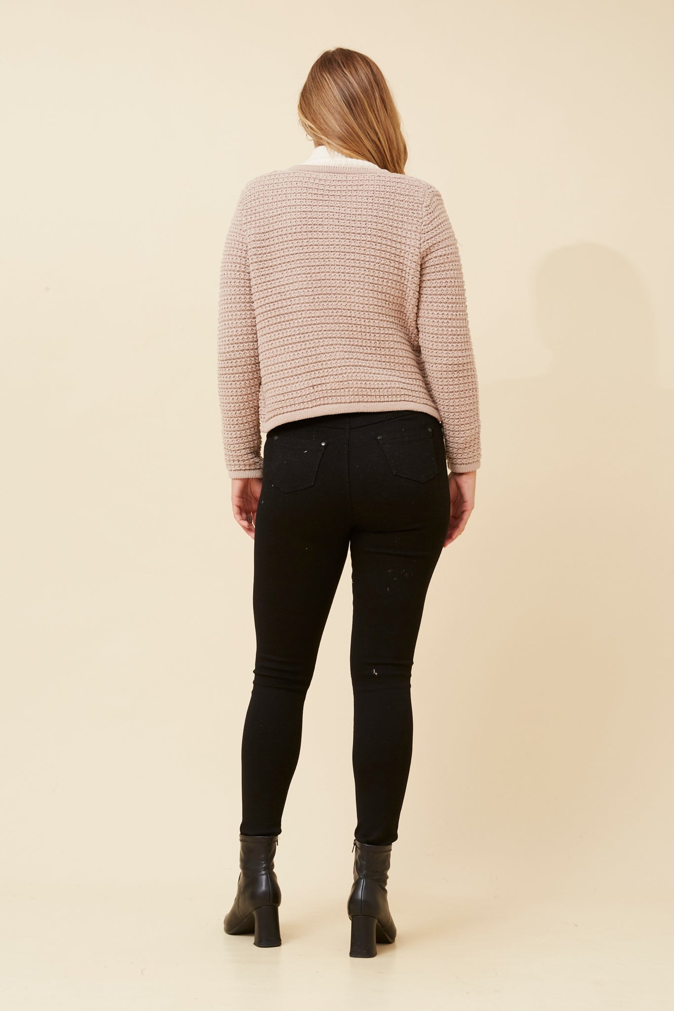 CKM - CROP KNIT CARDIGAN WITH PATCH POCKET