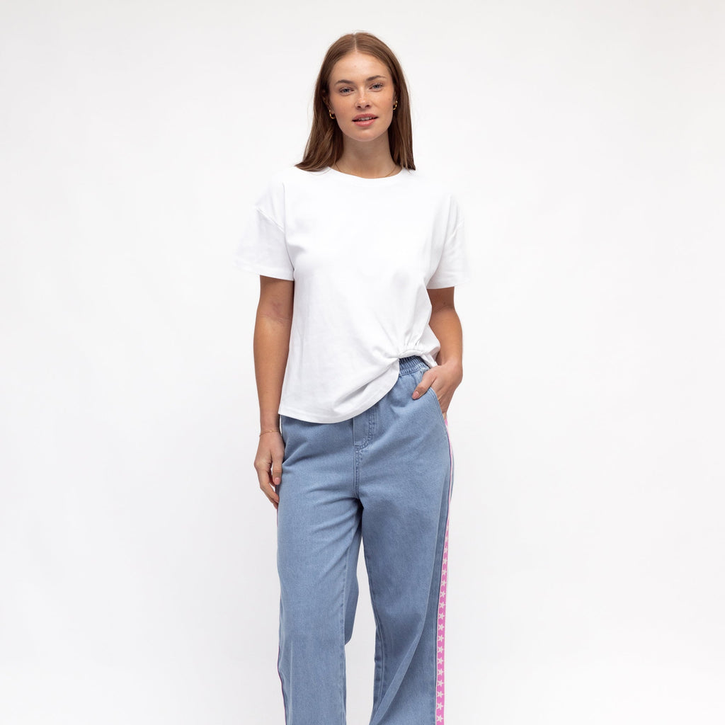 LABEL OF LOVE - EASY TUCK TEE