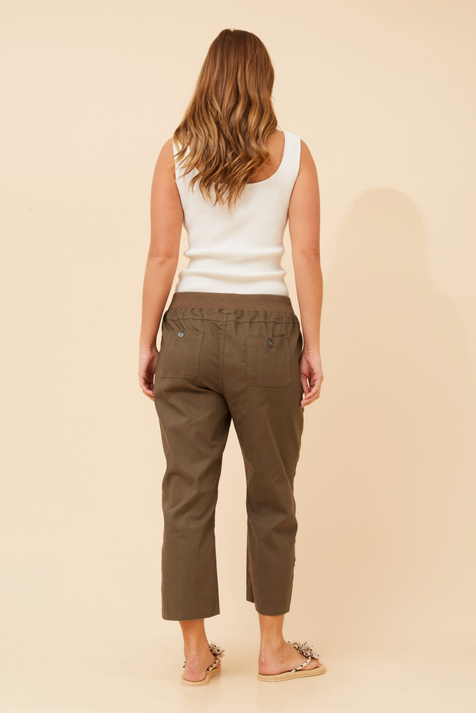 CKM - CROP LENGTH ROLL-UP JOGGER PANT
