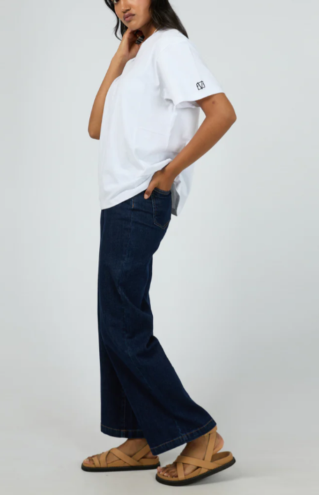 ALL ABOUT EVE - BASIC MONOGRAM TEE