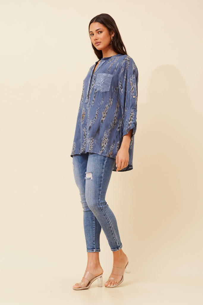 CKM - 3/4 ROLL UP SLEEVE PRINTED TOP