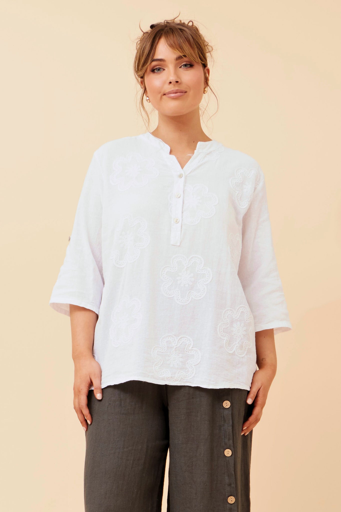 CKM - EMBROIDED TOP