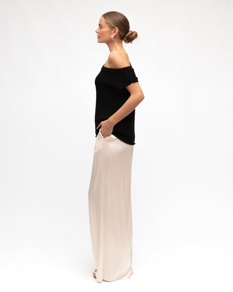 WHITE CLOSET - KNIT WEAR