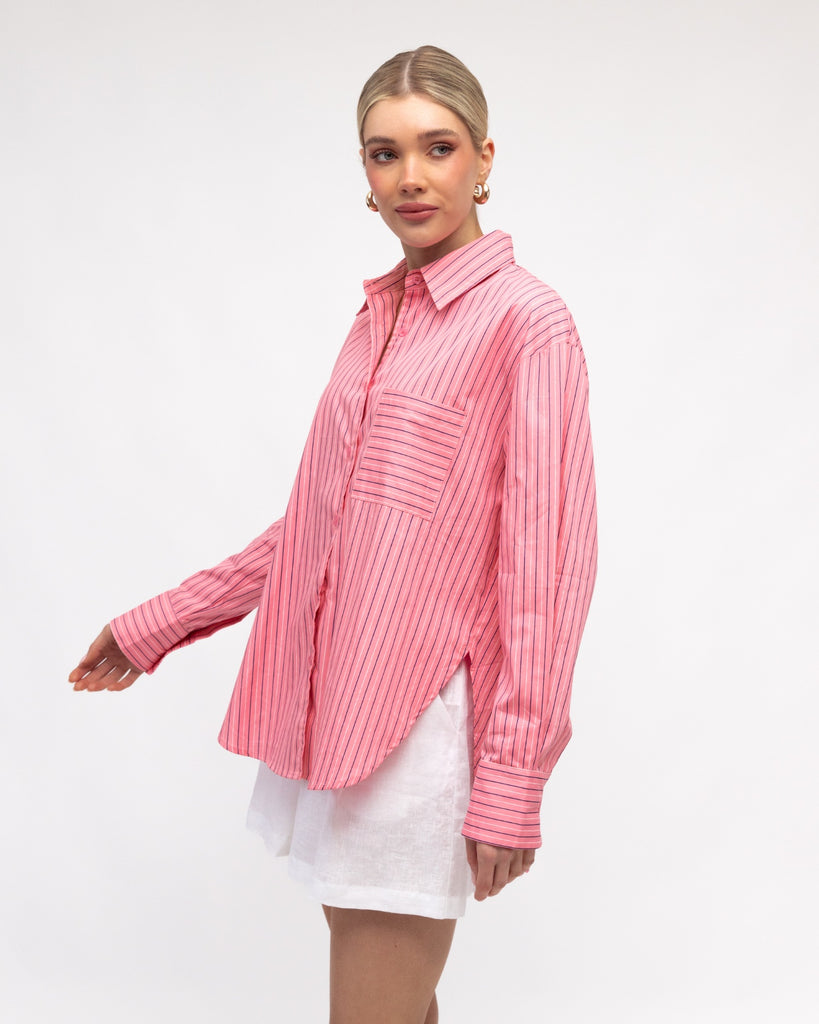 WHITE CLOSET - SHIRT