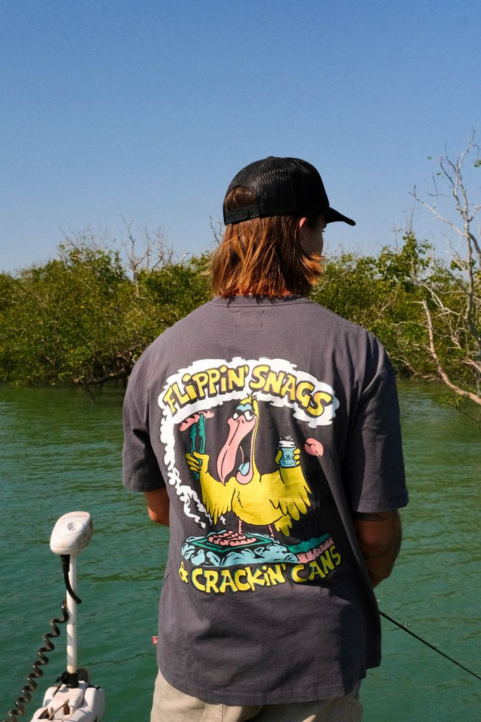 GERNERAL STORE - SNAGS AND CANS TEE