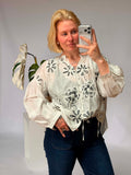 SMAIBULUN - APPLIQUE EMBROIDERED BLOUSE