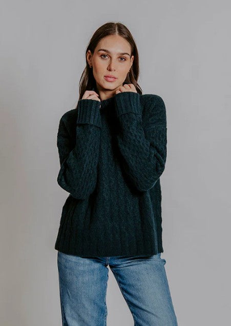 BELLA - CABLE PULLOVER