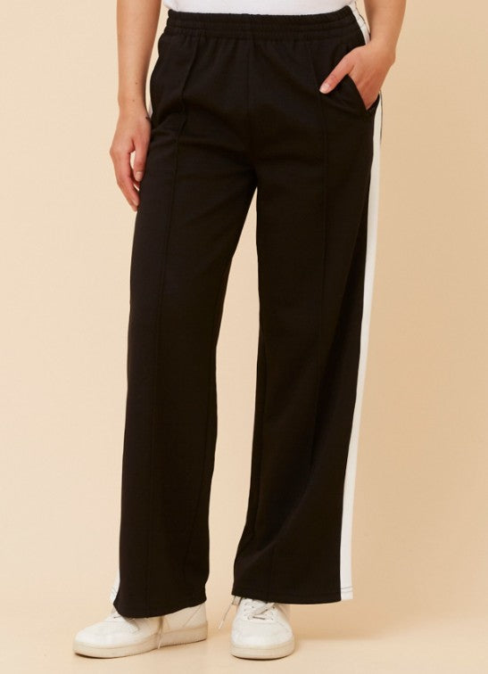 CKM - STRAIGHT LEG PANT WITH ZIP POCKETS