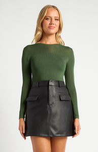 STYLE STATE - SHEER CONTRAST PANEL TOP