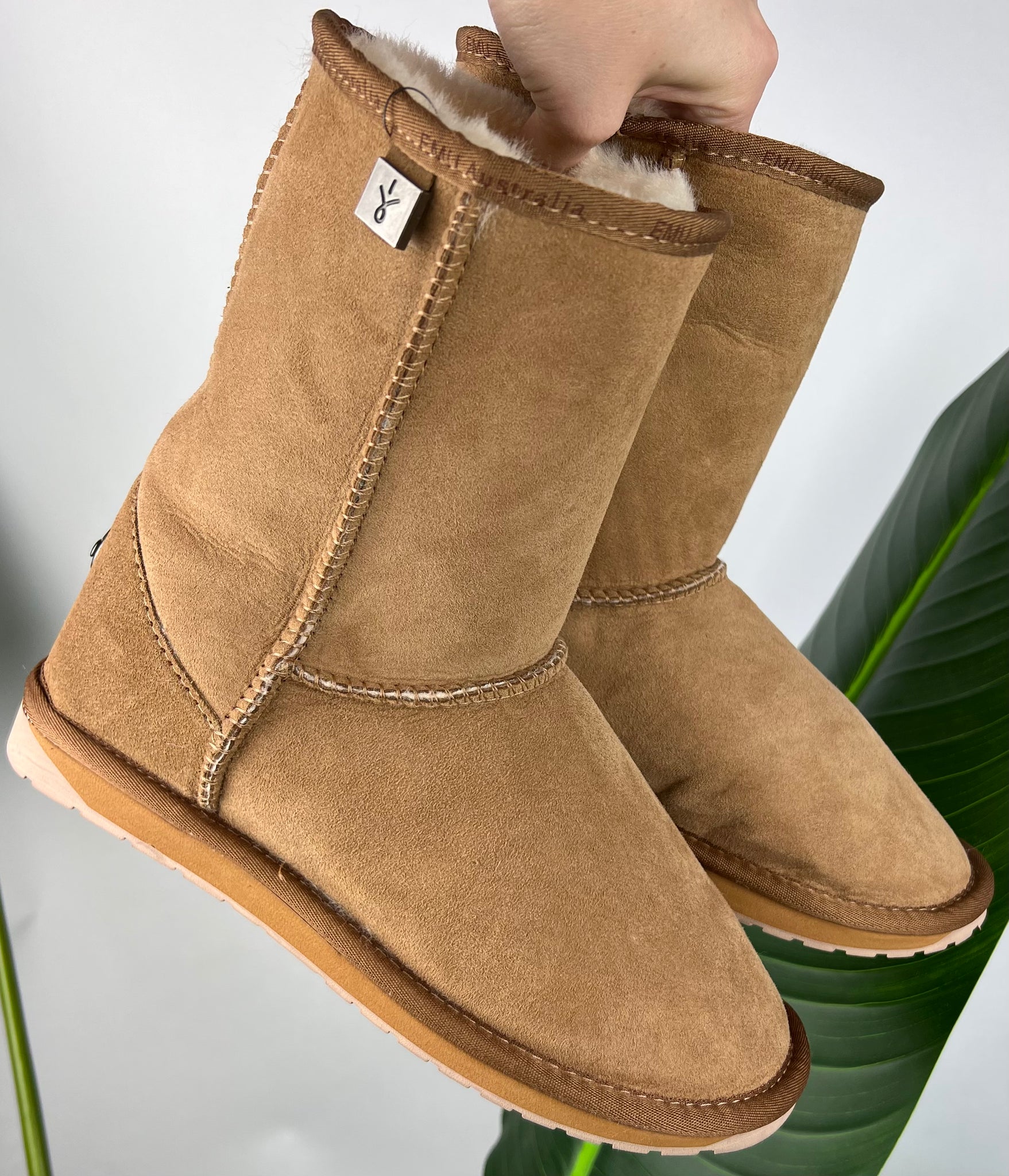 Emu platinum stinger lo deals